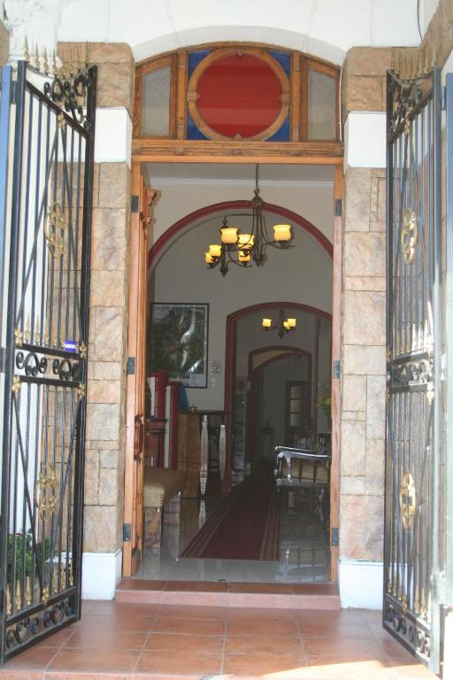 Victoria Hotel ヴァルパライソ エクステリア 写真